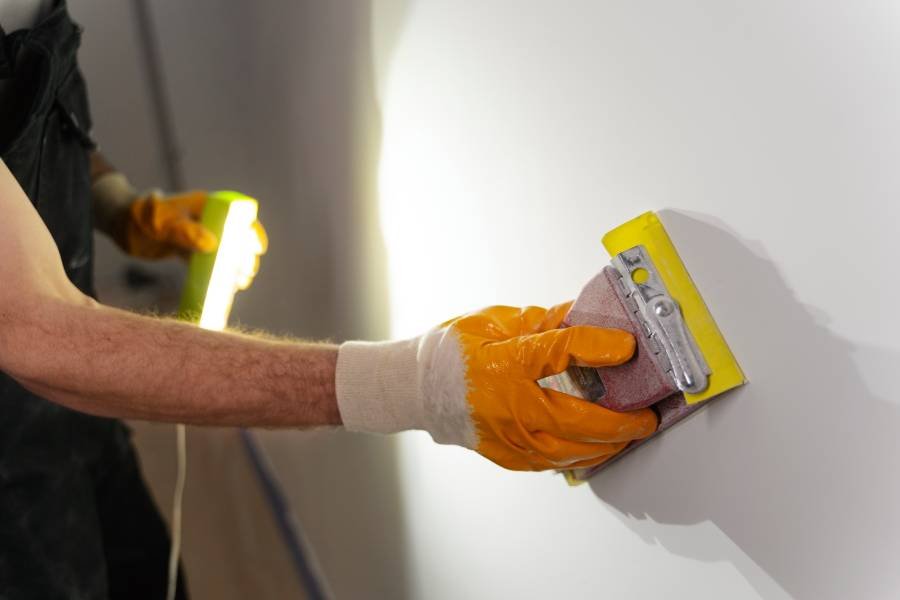 Drywall and plastering repair service